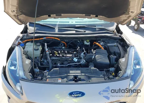 2021 Ford Escape Se Hybrid z USA, uszkodzony, nr VIN 1FMCU9BZXMUA08196